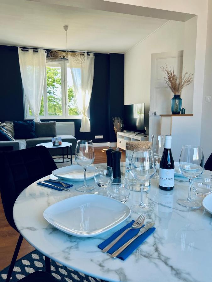 Le Theodore: Charming Apartment with Parking near Station Nevers Exterior photo